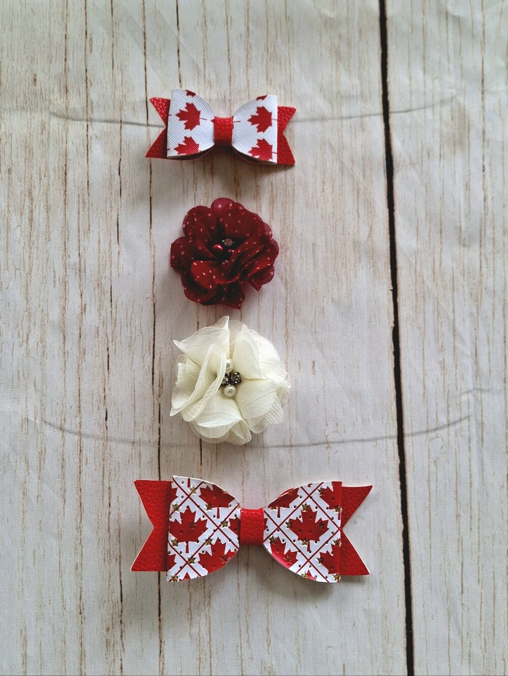 Canada Hair Bows Red And White Hair Clips Girls Accessories NEW Handmade